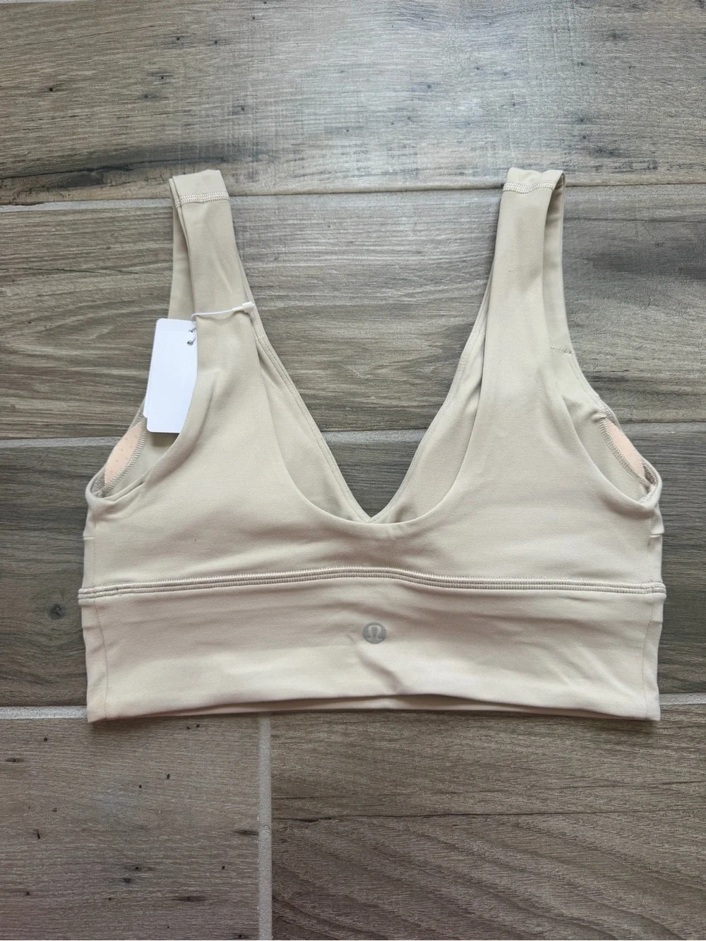 Lululemon New With Tags Align Sports bra sz 6 neutral sand